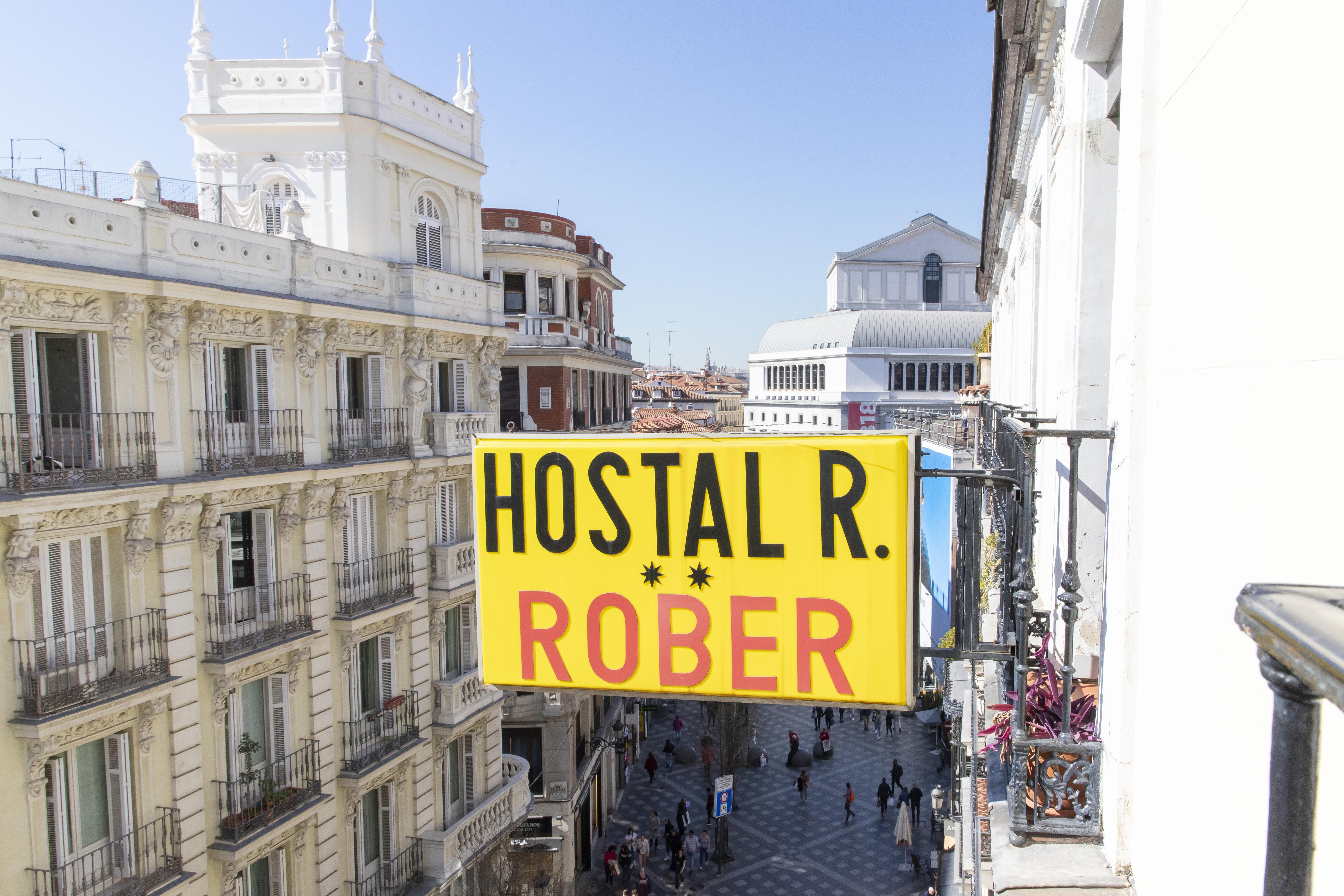 Hotel Hostal Rober Madrid Exterior foto